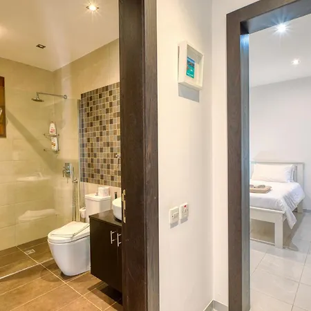 Apartment Luxury With Jacuzzi, Bbq And Huge Pool Ghajnsielem