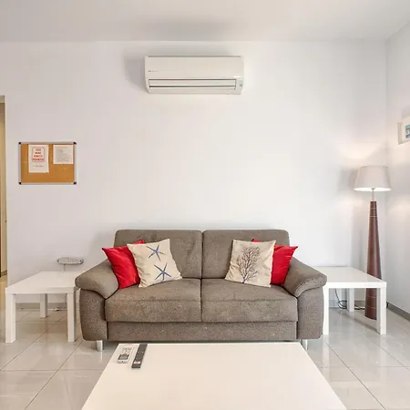 Luxury With Jacuzzi Bbq And Huge Pool * Għajnsielem
