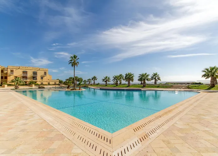 Luxury With Jacuzzi, Bbq And Huge Pool Lejlighed *